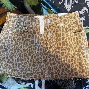 PINK Victoria's Secret Leopard Print Skort